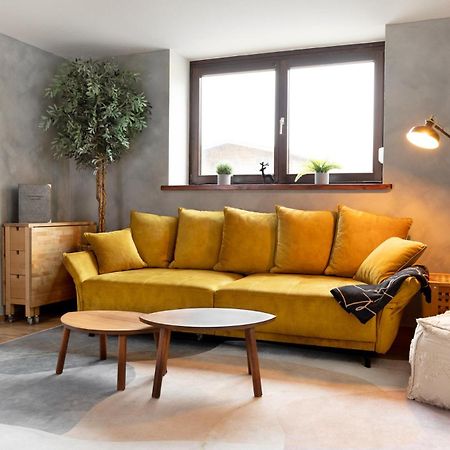Gemuetliche Ferienwohnung Mit Terrasse Und Bergblick Инцелль Экстерьер фото